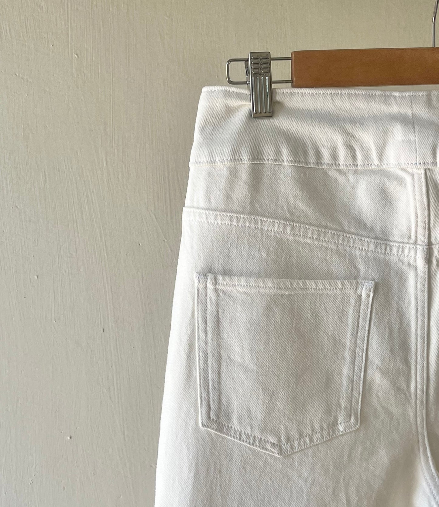 HIGH WAIST FLARED JEANS