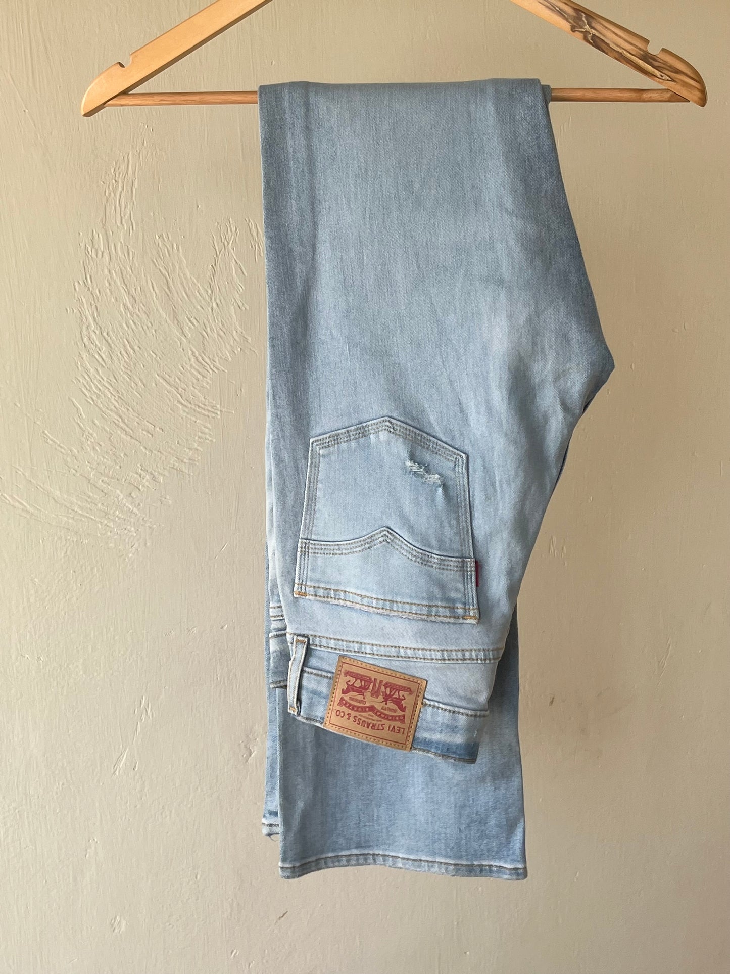 HIGH RISE FLARED BOYFRIEND JEANS