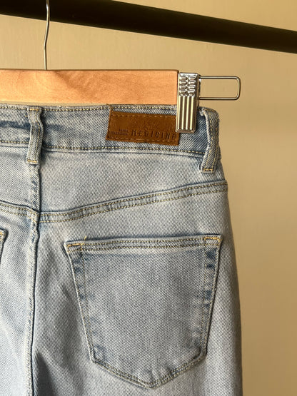 HIGH RISE FLARED BOYFRIEND JEANS