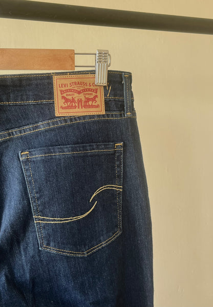 HIGH RISE FLARED JEANS