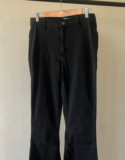 HIGH RISE FLARED JEANS