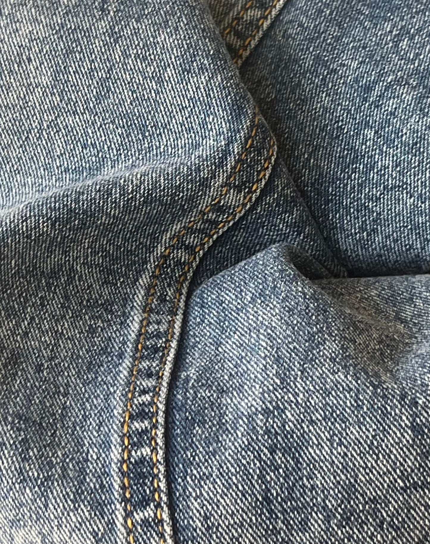 HIGH RISE FLARED JEANS