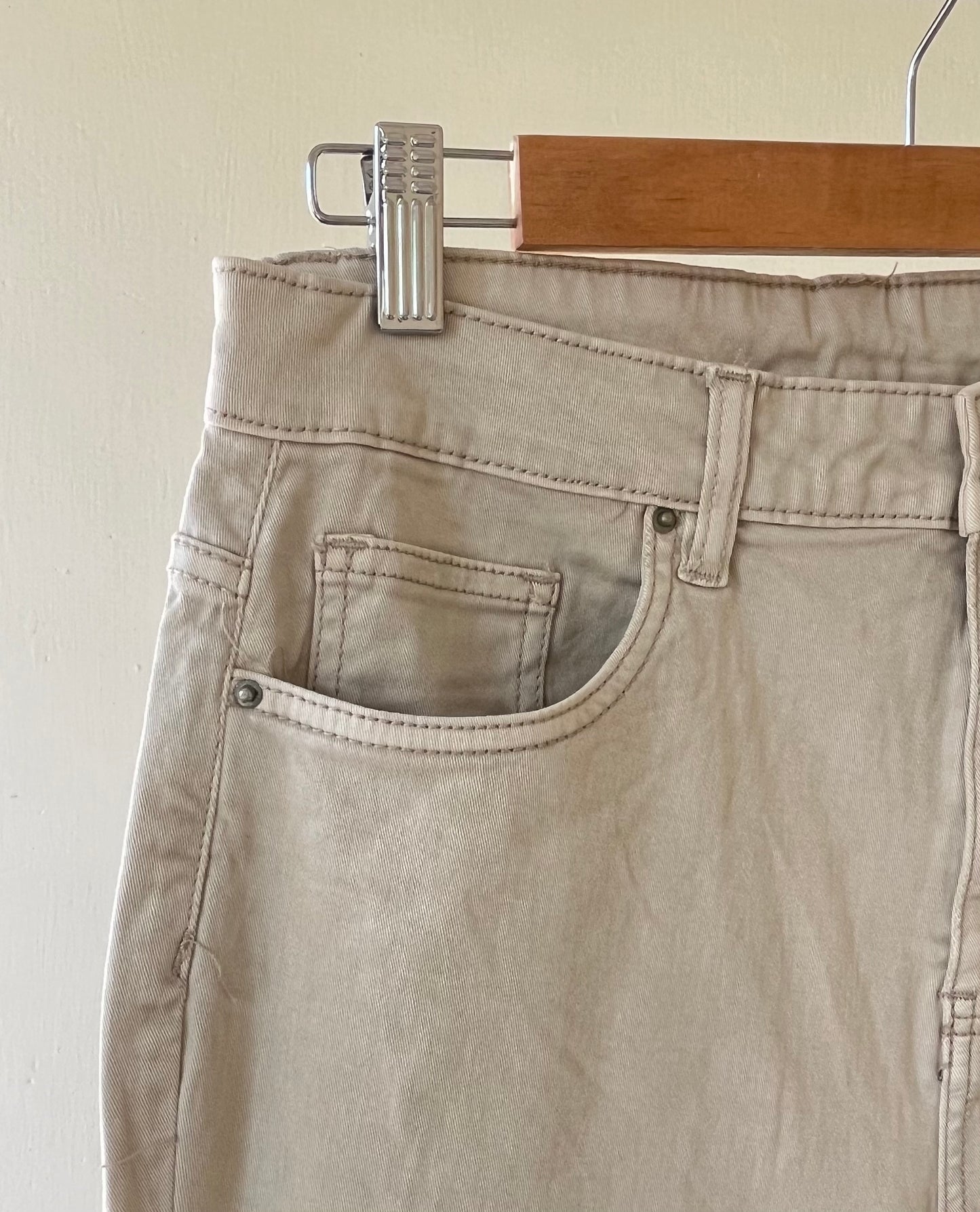 STRAIGHT JEANS