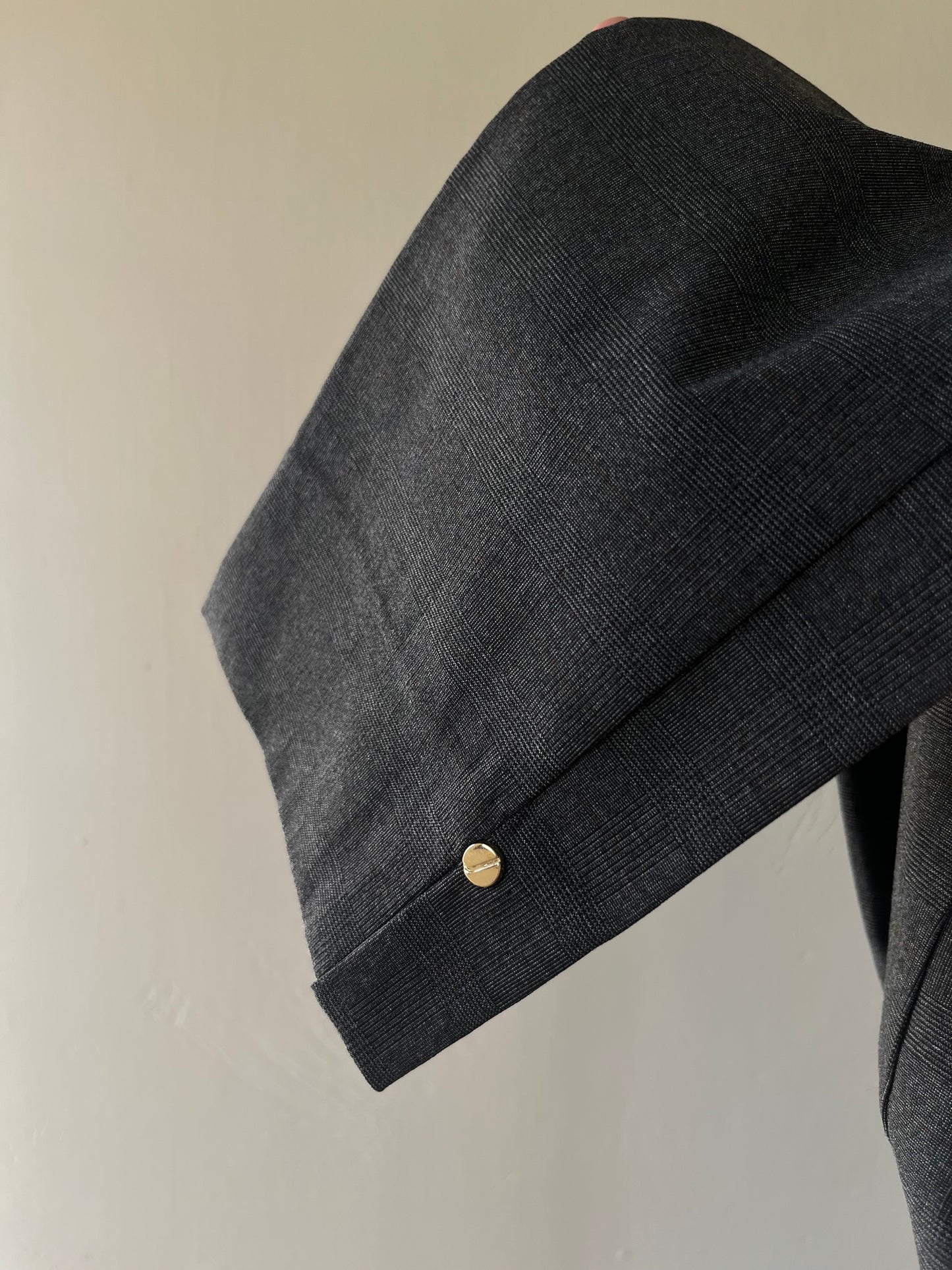 STRETCHABLE SLIM FIT PANTS