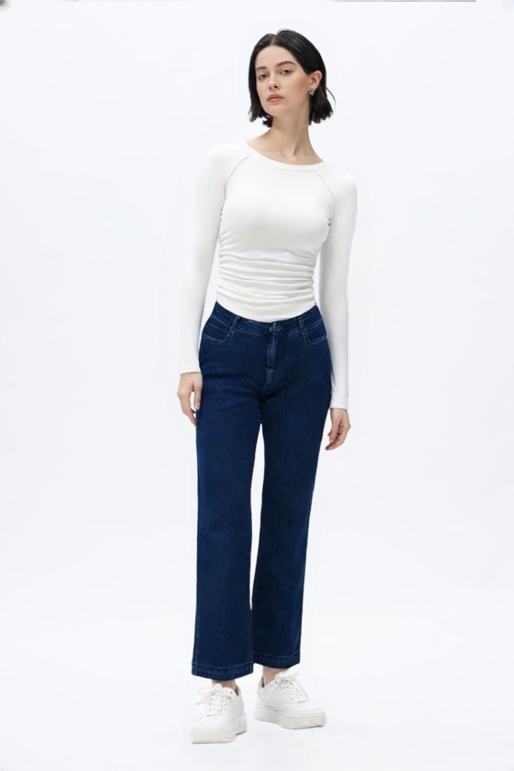 STRAIGHT JEANS